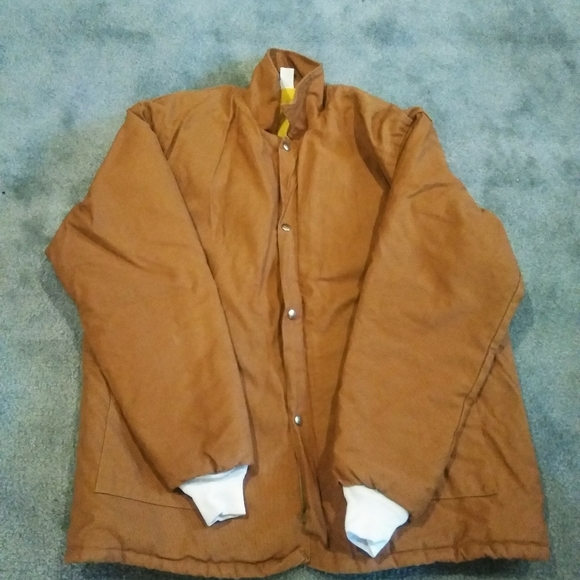 Jackets - Picture 4 of 4